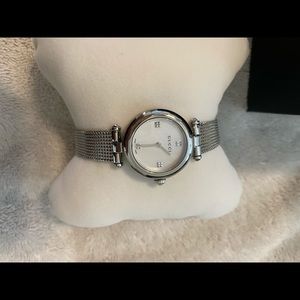 Gucci women’s Diamantissima watch